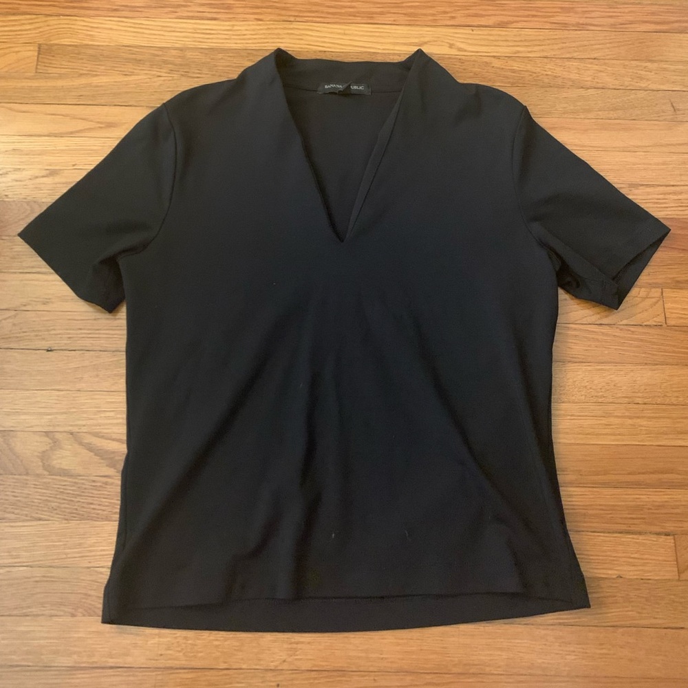 Banana Republic - Black T-shirt
